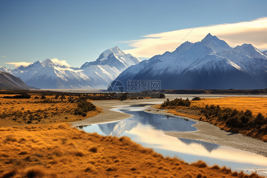 秋天的雪山草原河流图片