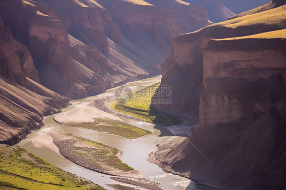 乌苏大峡谷的自然景观图片