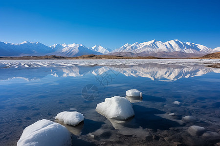 冬天的山水景色图片