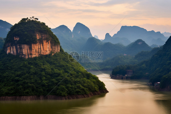 丹霞山奇峰风景图片