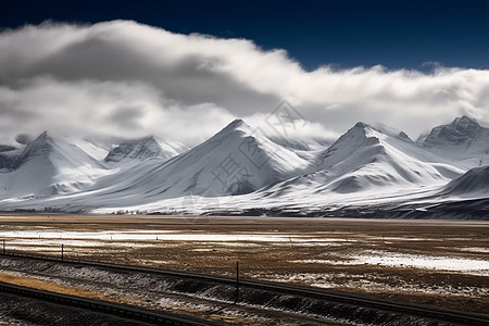 雪山美丽的风景图片