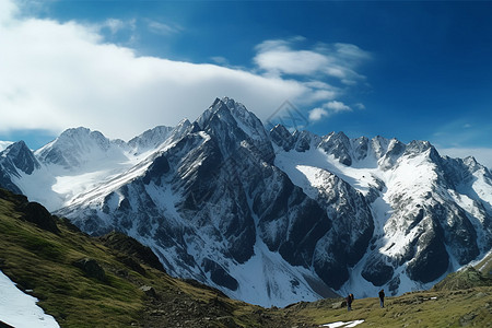 美丽的雪山风光图片