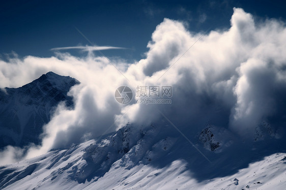 壮观的雪山自然景观图片