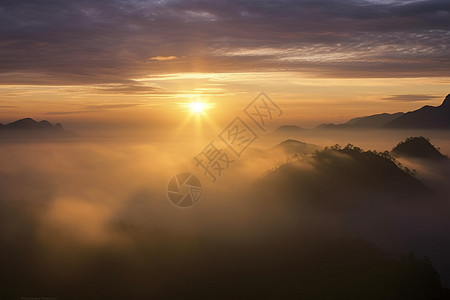 云雾缭绕的美景图片
