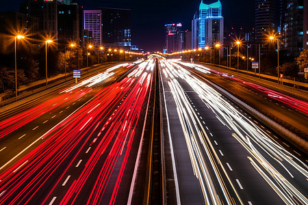 夜晚的高速公路图片
