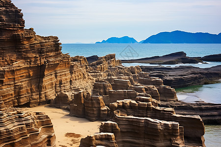 海蚀的地貌背景图片