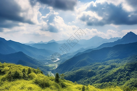 蓝天下的山峰图片