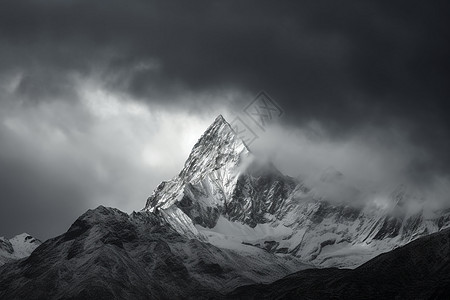 黑白的雪山图片