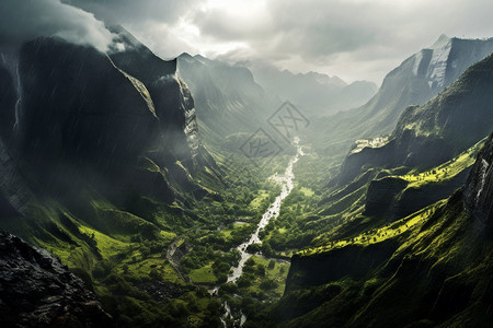 雨季的山谷图片