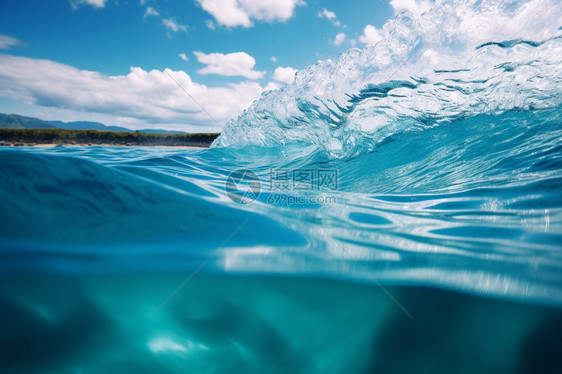 清澈的大海海浪图片