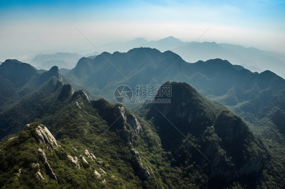 夏季的美丽景观图片