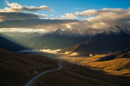 户外的山脉风景图片