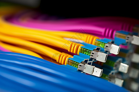 光纤网络电缆图片