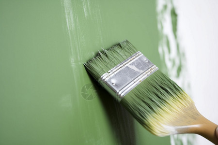 房屋粉刷的油漆图片