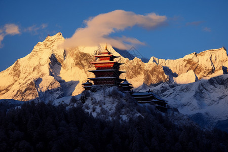 日照金山香格里拉梅里雪山高清图片