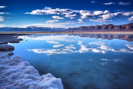 绝美盐湖美景图片