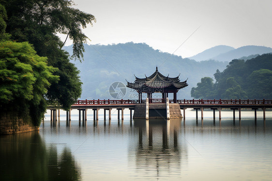 湖面建筑风景图片