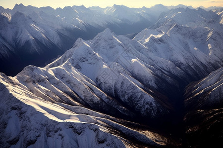 雪山山峰景色图片