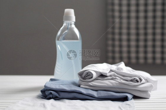 洗涤剂和衬衫图片