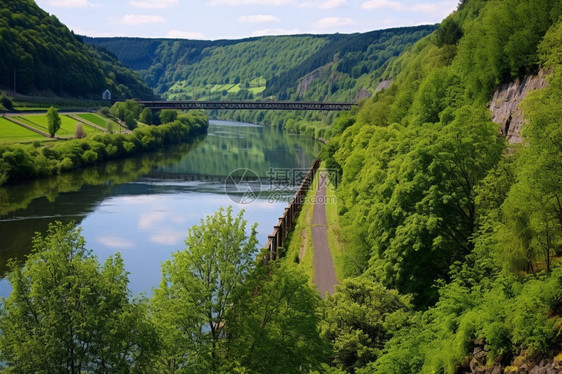 山区河道景观图片