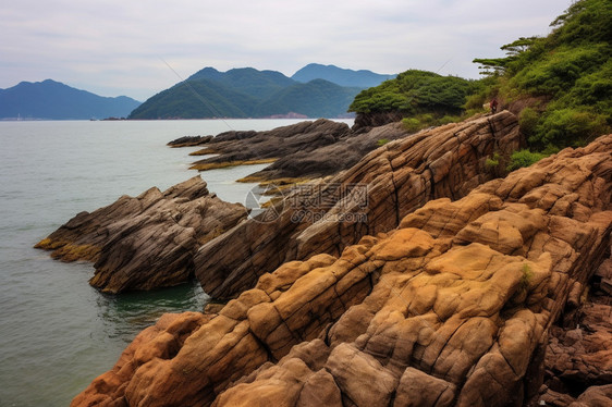 海水冲刷的海滩图片