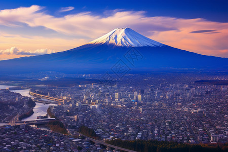 日落时分的富士山景观图片