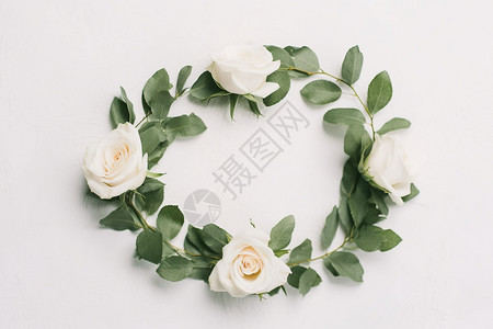 温馨的婚礼花环图片
