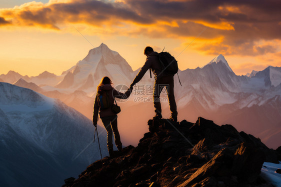 亲密的登山者图片