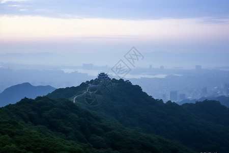 高大的山脉图片