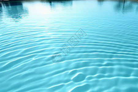 泳池平静的水面背景图片