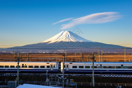 富士山下的火车图片