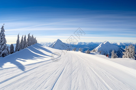 白茫茫的雪山图片