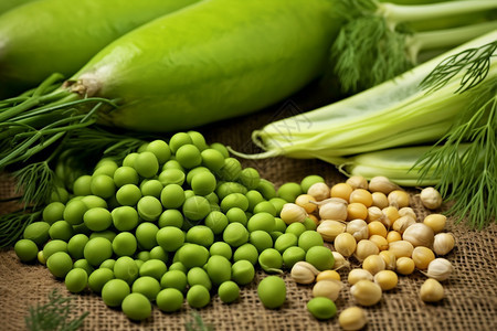 新鲜的豌豆和蔬菜图片