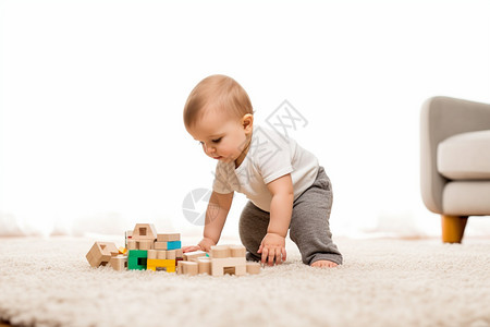 可爱男孩玩积木男孩玩积木的童年背景
