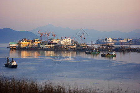 沿海地区的海洋渔业高清图片