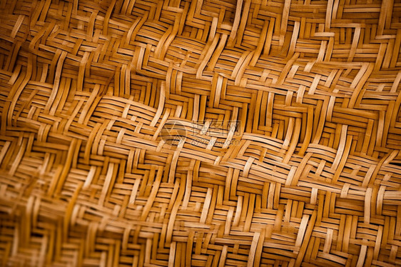 乡村编织的竹筐图片