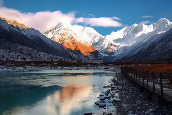 广阔的雪山图片