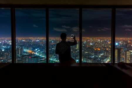 摩天大楼下的城市夜景图片