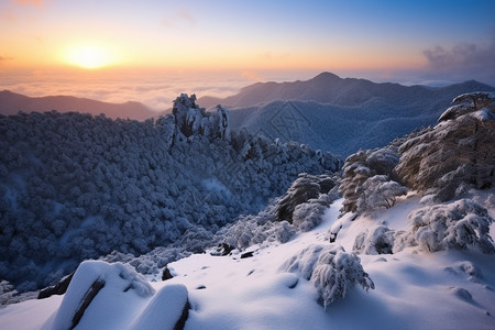 白雪覆盖的黄山景观图片