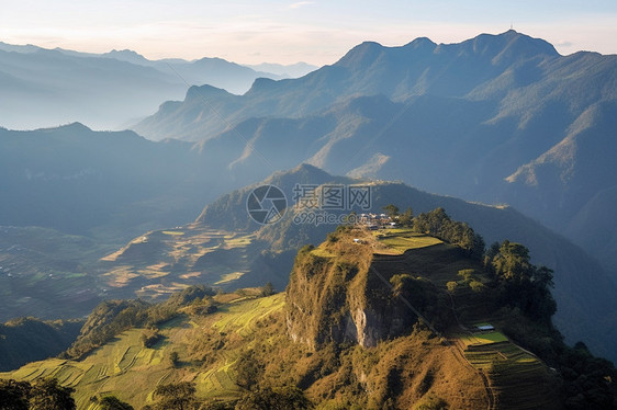 高海波的山峰图片