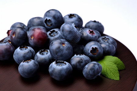新鲜多汁的蓝莓图片