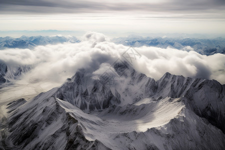 冰冷的雪山图片