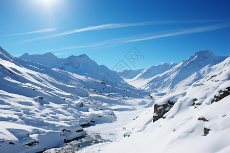 壮观的雪山图片