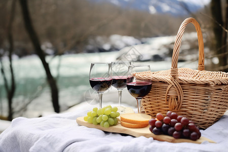 野餐准备的葡萄美酒图片