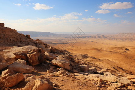 沙漠中陨石坑景观图片
