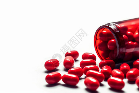 药瓶里的红色胶囊图片