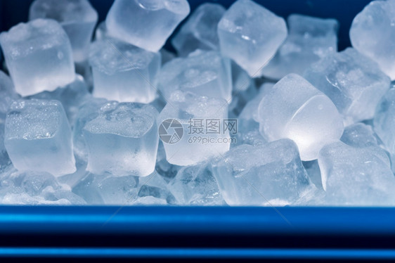 方形晶体冰块图片