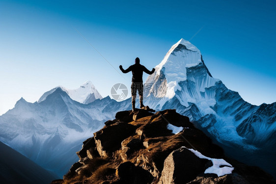 冒险的登山爱好者图片