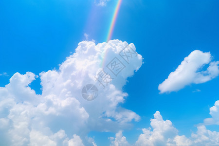 彩虹与云朵蓝天下柔软的云朵背景