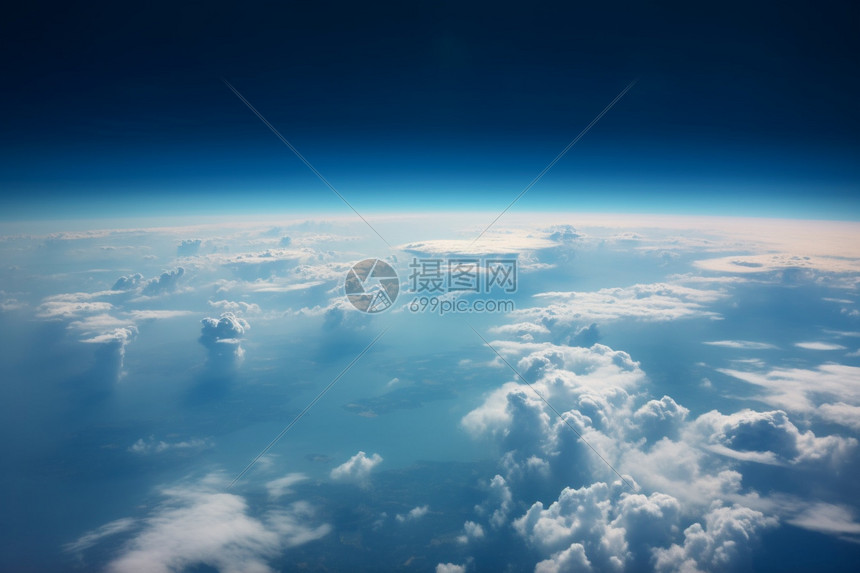 白天出行飞机外的云层景观图片